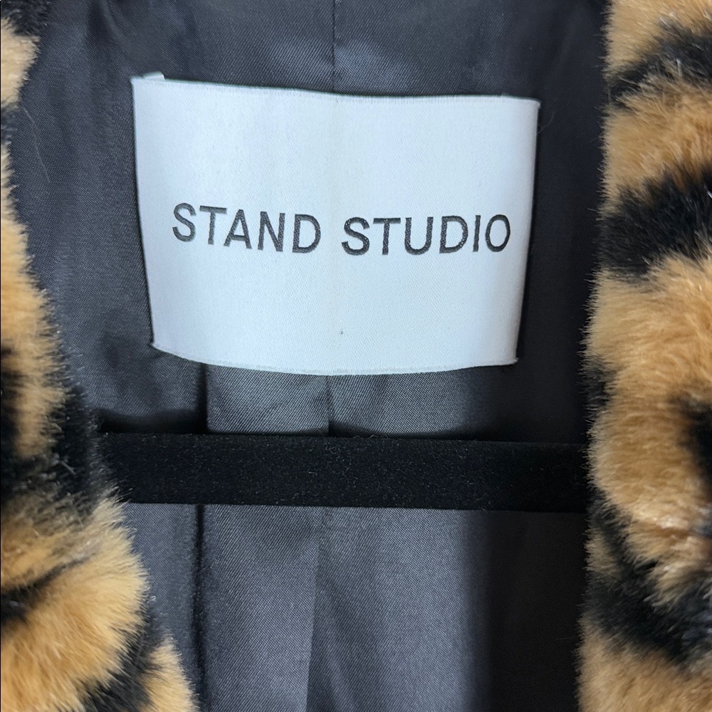 STAND STUDIO Tiffany Tiger Print Jacket - Picture 8 of 11